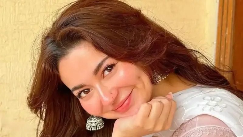 Hania Amir Net Worth: Majestic 43 Crore Fortune